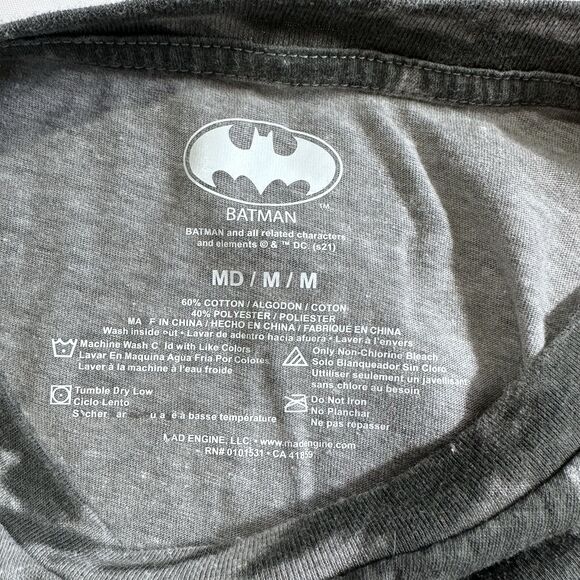 Batman DC Comics Long Sleeve Gray T Shirt Tye Dye Graphics Sz M - Picture 6 of 9